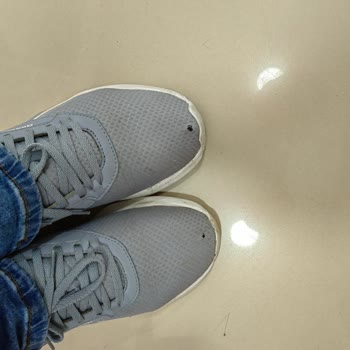 Reebok Ayakkabılarımın Ucu Delindi