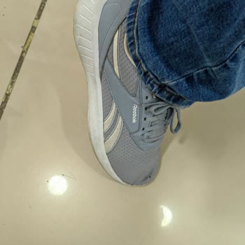 Reebok Ayakkabılarımın Ucu Delindi