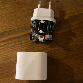 Apple Dan Alınan Şarj Aleti Bozuk