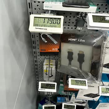 Media Markt Fiyat Ve Müşteri Memnuniyetsizliği.