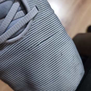 Nike Ayakkabı Dikiş Atması