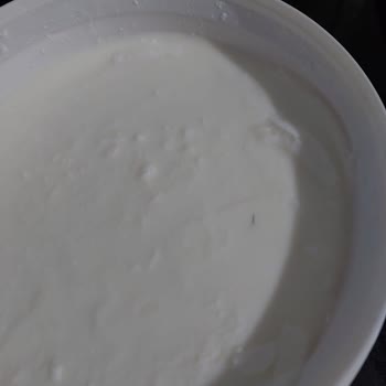 İçim Yoğurt İçerisinden Kıl Çıktı