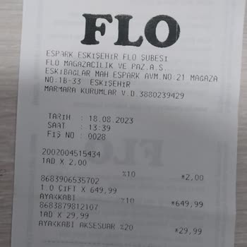 Kinetix Spor Ayakkabısı 2 Ayda Yırtıldı Değişim Yapılmıyor.