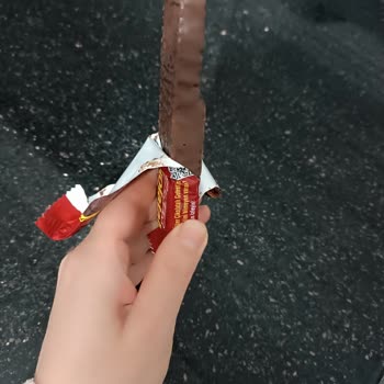 Ülker Üzgünüm Maalesef Yakışmadı