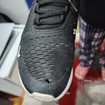 Nike Materyal Kalitesi Ve Müşteri Hizmeti Hakkında