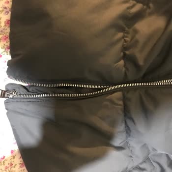 Bershka Şişme Mont Elyaf Toplanması