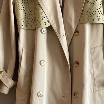 İpekyol Trençkot Renk Atması