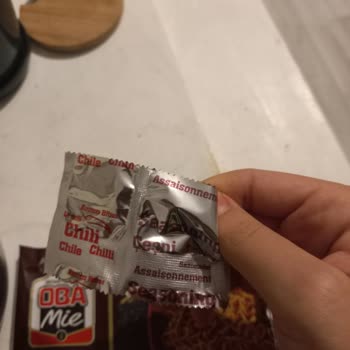 Oba Makarna Noodle İçinden Sos Çıkmadı