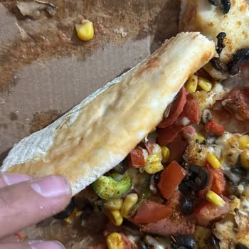 Domino's Pişmemiş Pizza Yollaması Ve Kabul Etmemesi
