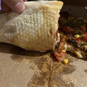 Domino's Pişmemiş Pizza Yollaması Ve Kabul Etmemesi