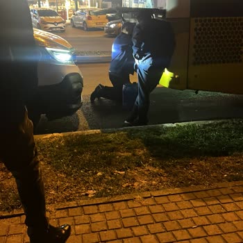 İBB - İstanbul Büyükşehir Belediyesi 146T Aracının Benzini Bitti Yolda Kaldık