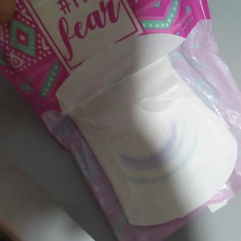 Molped Gece Pedi, Kat İzinden Arka Yüze Yapışıyor!