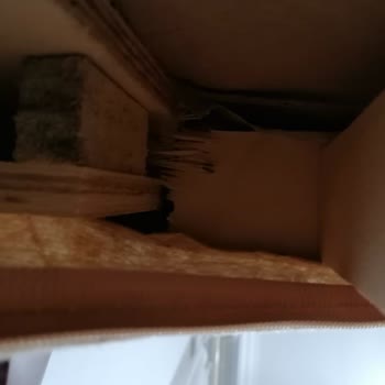 Çetmen Mobilya Salon Koltuğum Alt Kısmından Kırıldı Yere Düştüm