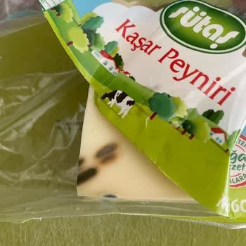 Sütaş Kaşar Peyniri Küflenme