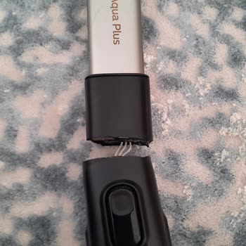 PHILIPS Dikey Süpürgenin Borusu Kırıldı