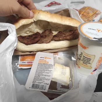 Sözde Büyük Marka Köfteci Yusuf