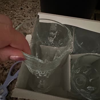 Madama Coco'dan Alınan Ürünlerin Kötü Paketlenmesi Sonucu Kırık Geldi