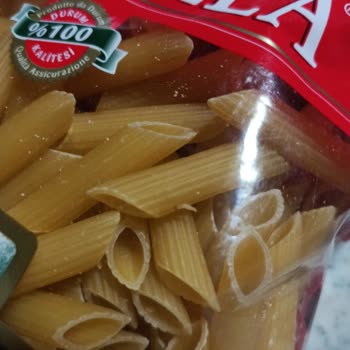 Migros Marketten Aldığımız Üç Paket Arbella Makarna Kurtlu Çıktı