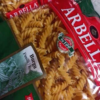Migros Marketten Aldığımız Üç Paket Arbella Makarna Kurtlu Çıktı