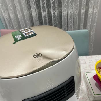 Philips Airfryerin Üst Kısmı Eridi!