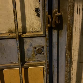 Avcılar Belediyesi Ruhsatsız Kaçak İş Yeri Zabıta İlgisizliği