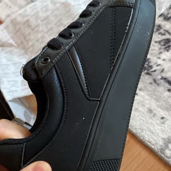 FLO Ayakkabı FLO Bir Alana Bir Bedava Kampanyası