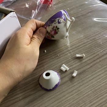 PTT Kargo Kargom Kırık Geldi Üstünde Kırılacak Eşya Yazıyor Üstelik