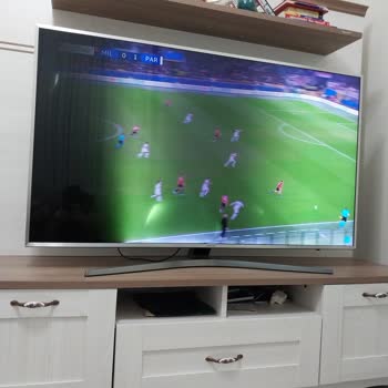 Samsung UE55MU7400 Kronik Ekran Kararması Işık Süzmesi Problemi