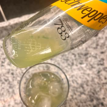 Schweppes İçinde Neler