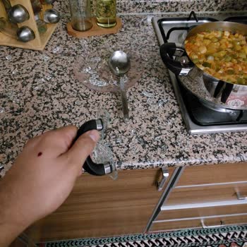 Karaca Züccaciye Ayıplı Ürünler Patlayan Kapak