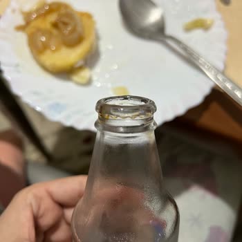 Sarıyer Gazoz Gazoz Şişesi Paslanmış