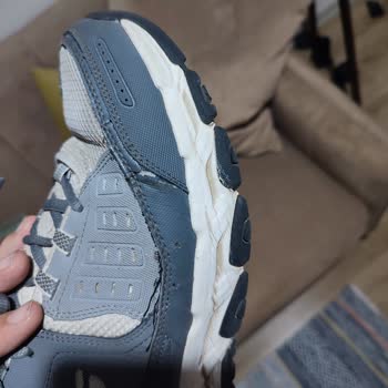 Skechers Ayakkabım 3 Ayda Perişan Oldu, Skechers Pişmanlıktır