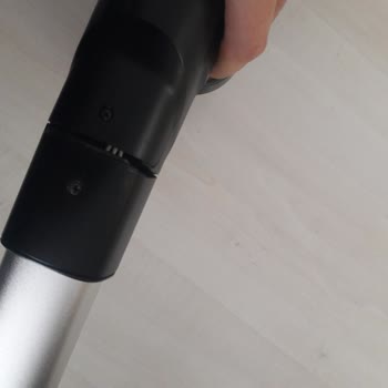 Philips Dik Süpürge Kırıldı