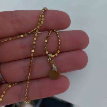 Charmlucky Design Kırık ve Renk Atan Kolye