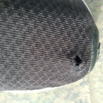 Deichmann Adidas Ayakkabıda Delinme Ve Aşınma