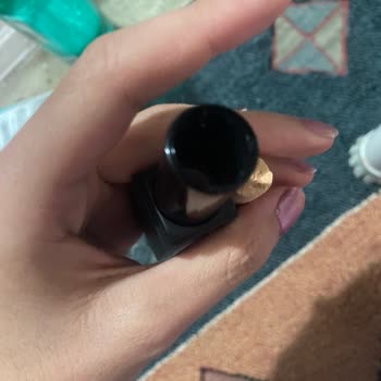 Müberya Sağlam Makeup Studio Kırık Ürün Gönderildi