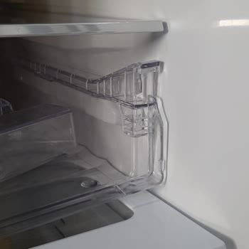 Samsung RT53K6360WW Buzdolabı Defolu Çıktı.