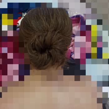 Erol Bulut Kuaför Müşteri İle Dalga Geçmekte