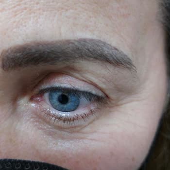 Bahar Kaplan Beauty Yanlış Kaş Yapımı