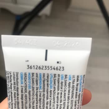 Trendyol La Roche Posay Ürün Orijinal Değil