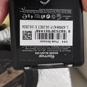 Flormar Gramaj Eksik Ürün Satıyor. Açıklama 10 Gr Gelen Ürün 4 Gr.