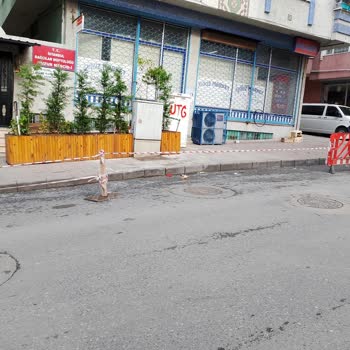 Bağcılar Belediyesi Yollara Duba Koyma