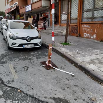 Bağcılar Belediyesi Yollara Duba Koyma