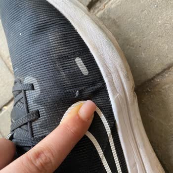 Nike 2. Aydan Katlanma Bölgelerinde Deformasyon
