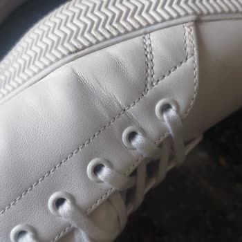 Lacoste Ayakkabı Değişimi Ya Da Para İadesi