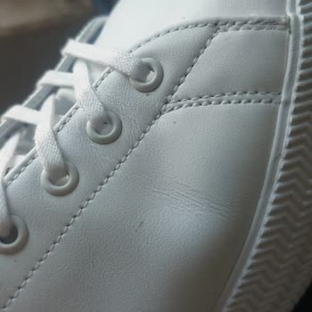 Lacoste Ayakkabı Değişimi Ya Da Para İadesi