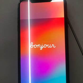 Gürgençler Pil Değimi İçin Cihaz Verdik, Ekranını Kırık Geri Verdiler,