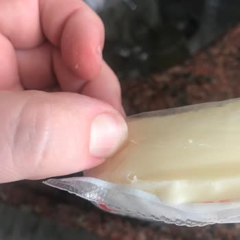 Kebir Süt Ve Süt Ürünleri Kuymak Peynirinde Kıl Çıktı