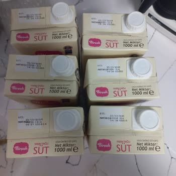 A101 İndirimde Diye Bozuk Süt Satıyor