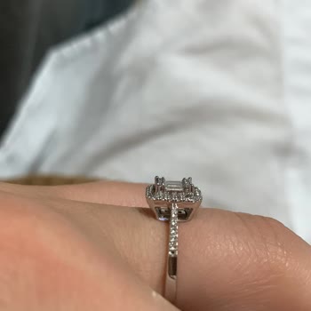 Blue Diamond Baget Tüzük Taş Düşmesi Sorunu